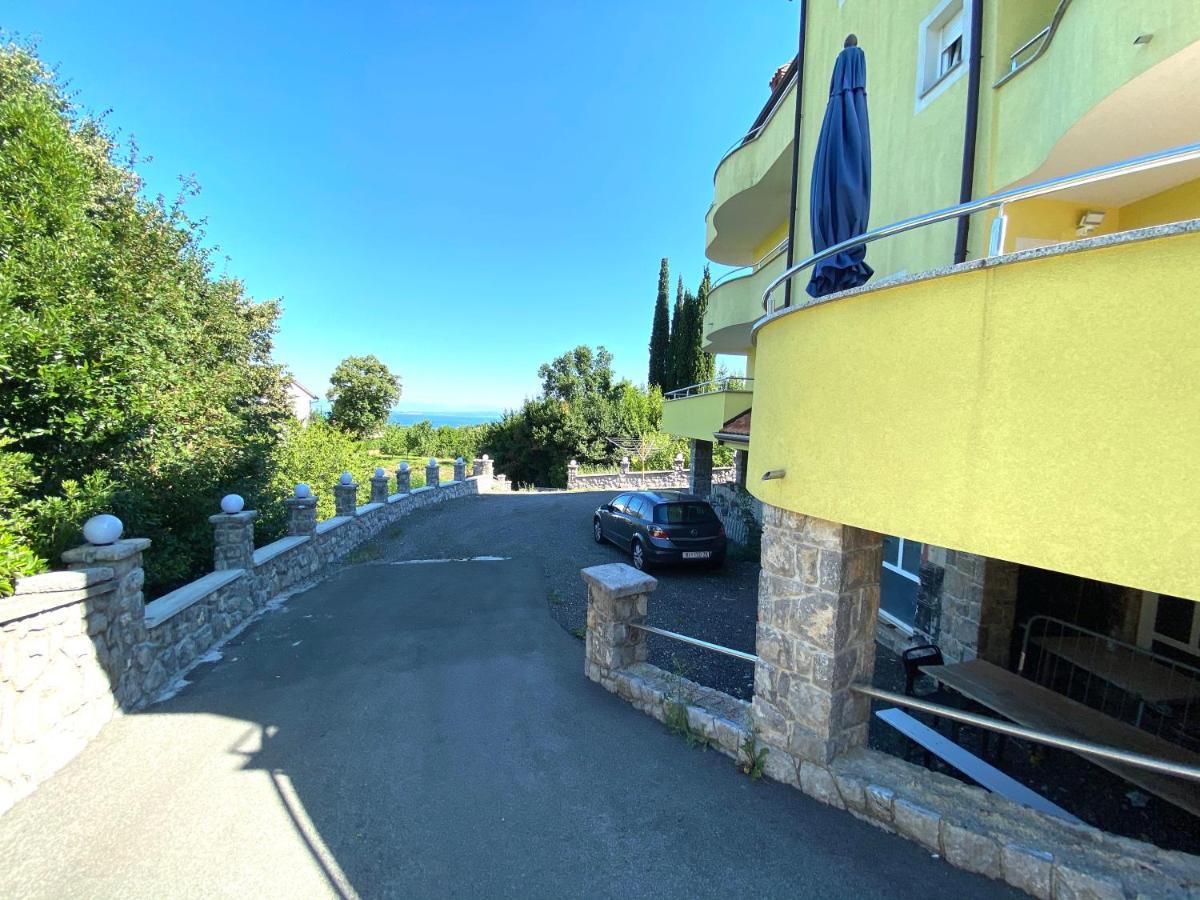Apartments Mrkonja Matulji Εξωτερικό φωτογραφία