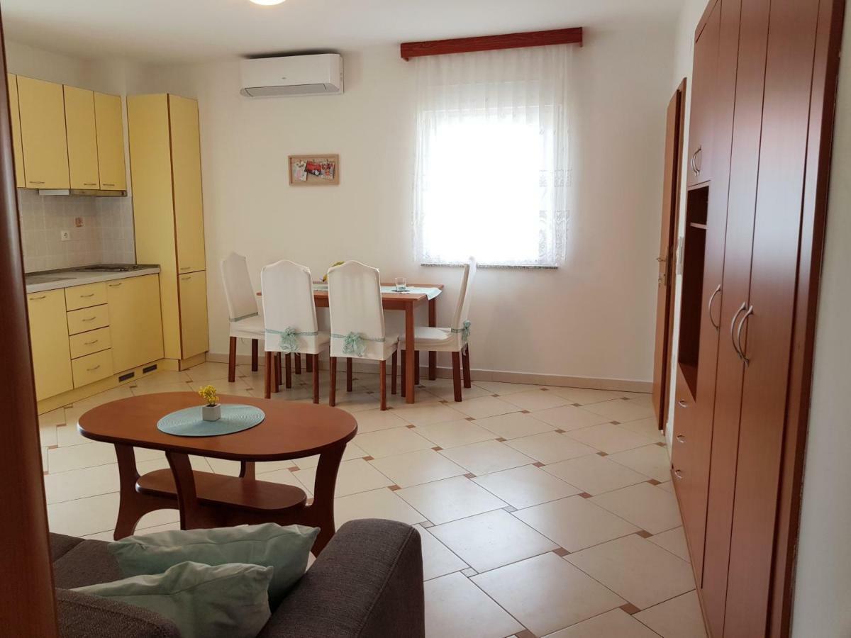 Apartments Mrkonja Matulji Εξωτερικό φωτογραφία